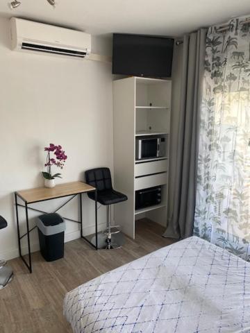 Calme-Appartement Ла-Гранд-Мот Экстерьер фото